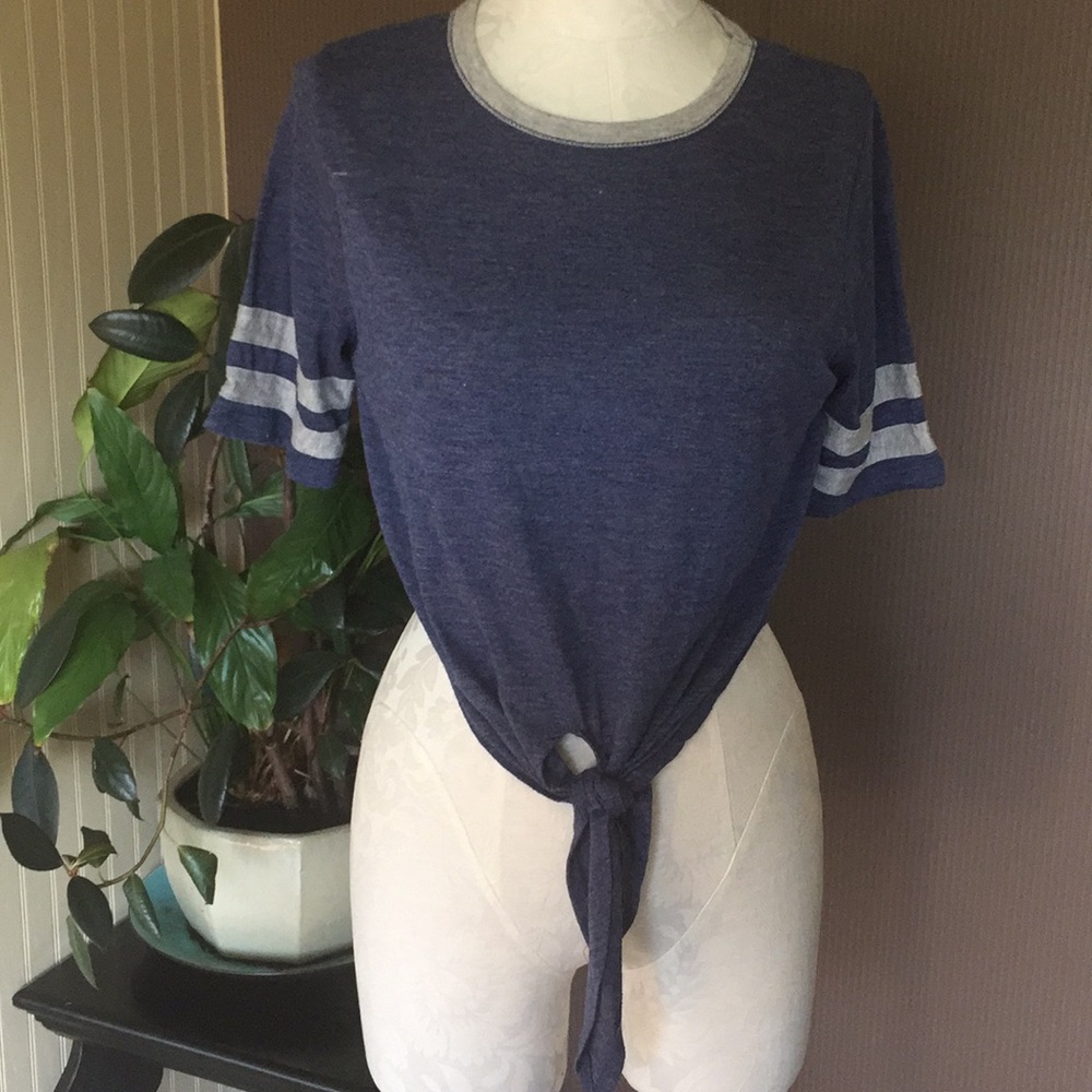 Rewind tie front crop top heather‎ blue gray with striped sleeves size large